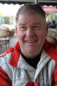 Lars Bækkelund var en glad mand i Monte, til løbsledelsen gav ham 40.000 strafpoint med i bagagerummet.